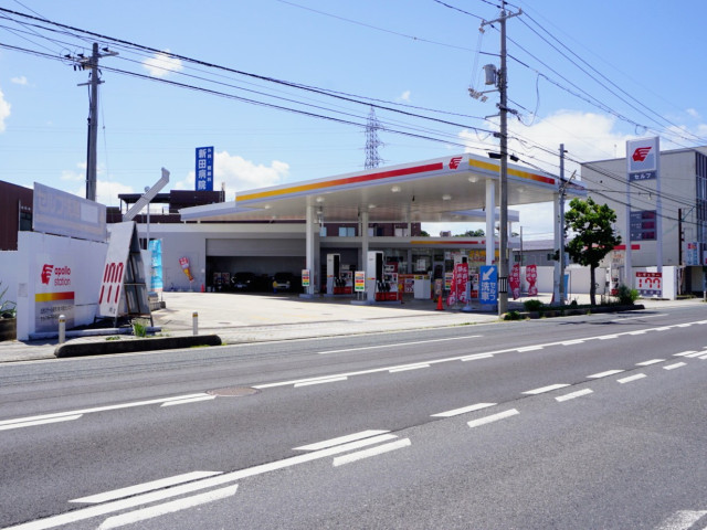鳥取県米子市 apollostation セルフ米子中島SSの外観